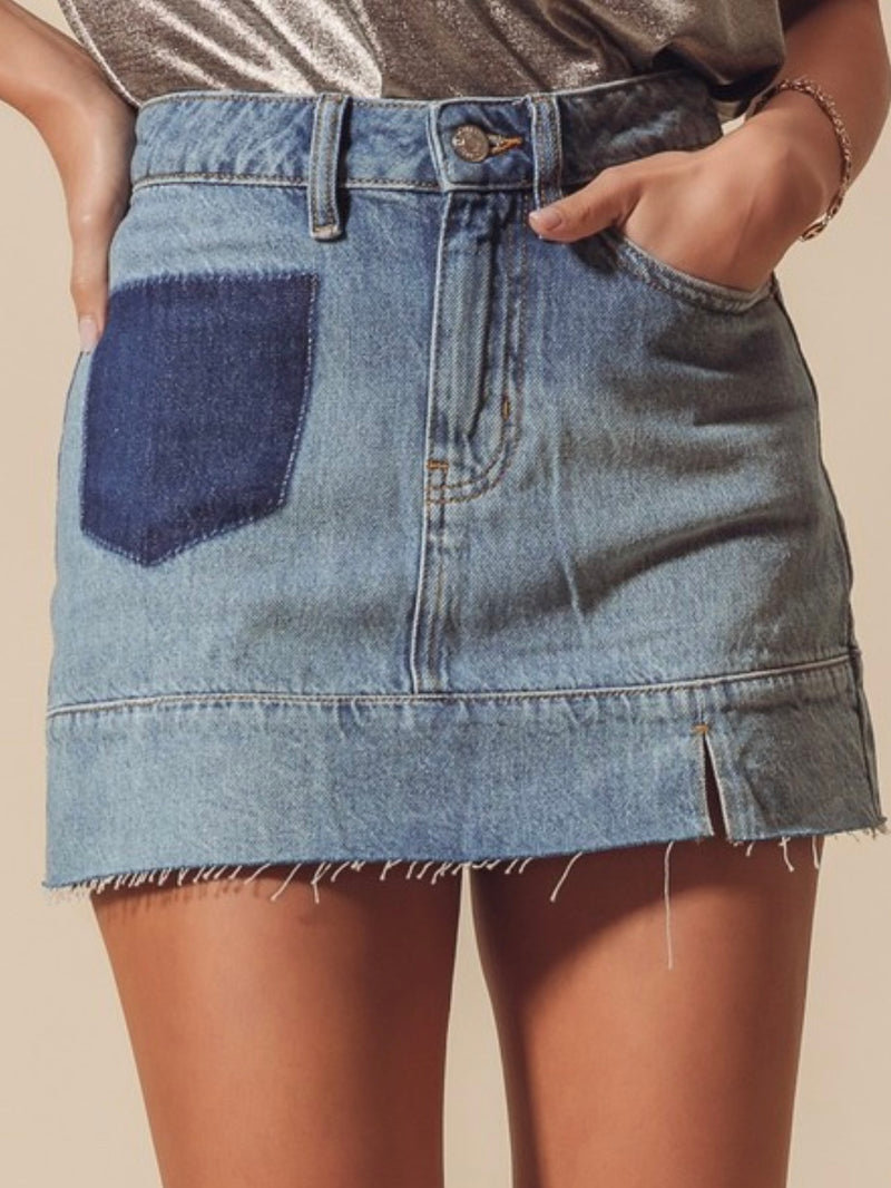 Contrast Pocket Detail Denim Short Skirt