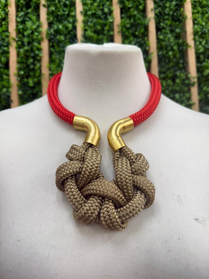 CS Spuma Necklace