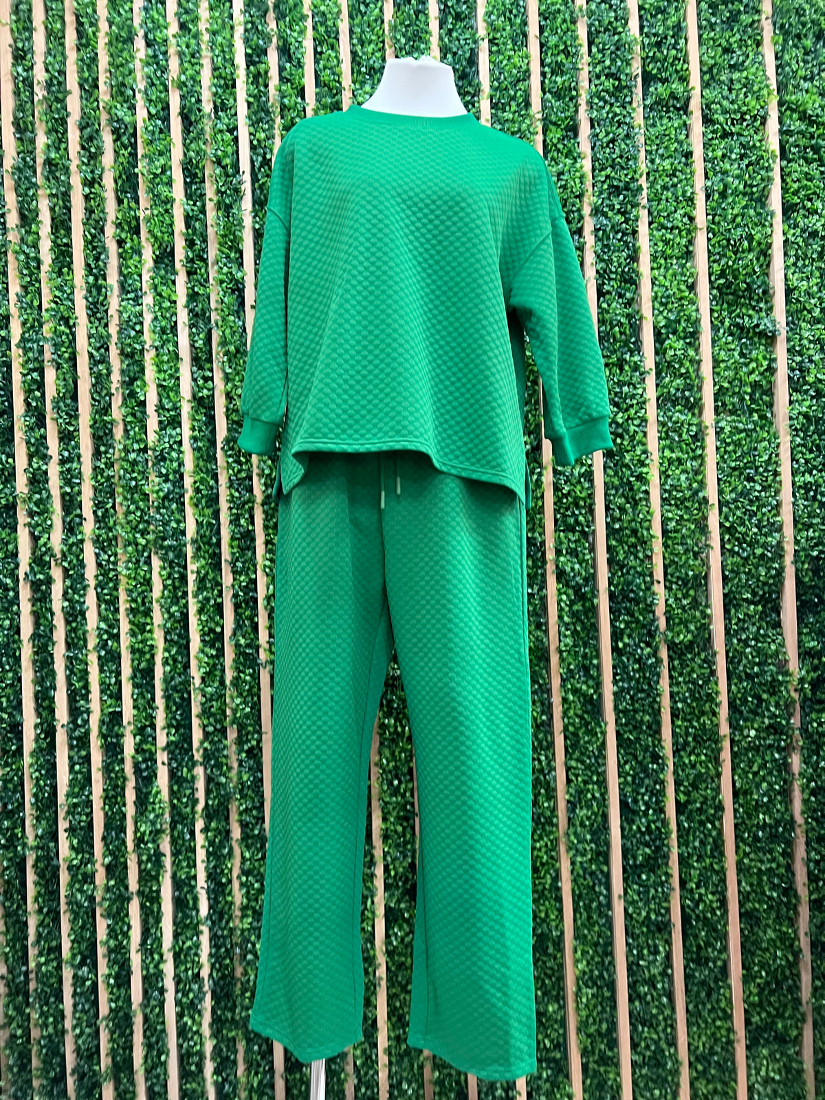 Kelly Green Textured Set