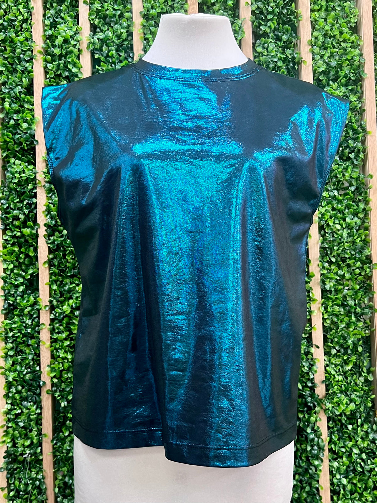 Muscle Sleeve MEtallic Top