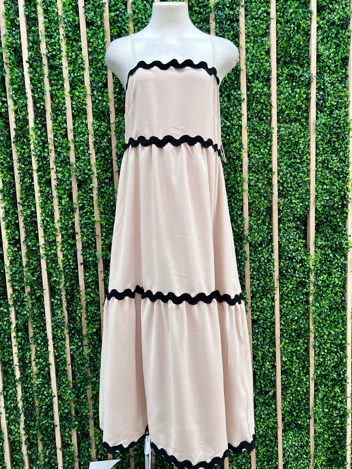 Scallop Trim Midi Dress