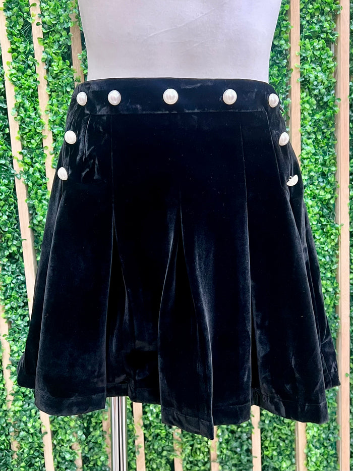 Pearl Detail Black Velvet Short Skirt