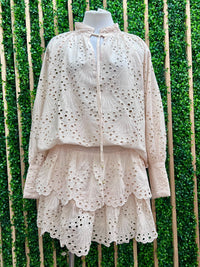 Exquisite Eyelet Boho Tiered Short Skirt