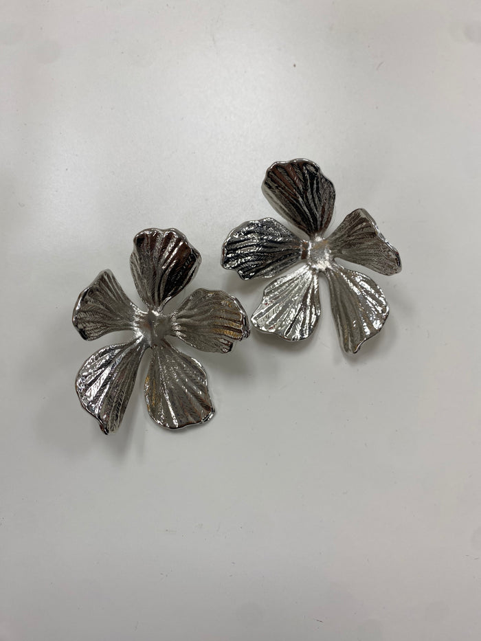 Petal Drop Earring