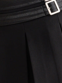 Black Pleather Detail Pleated Short Skirt