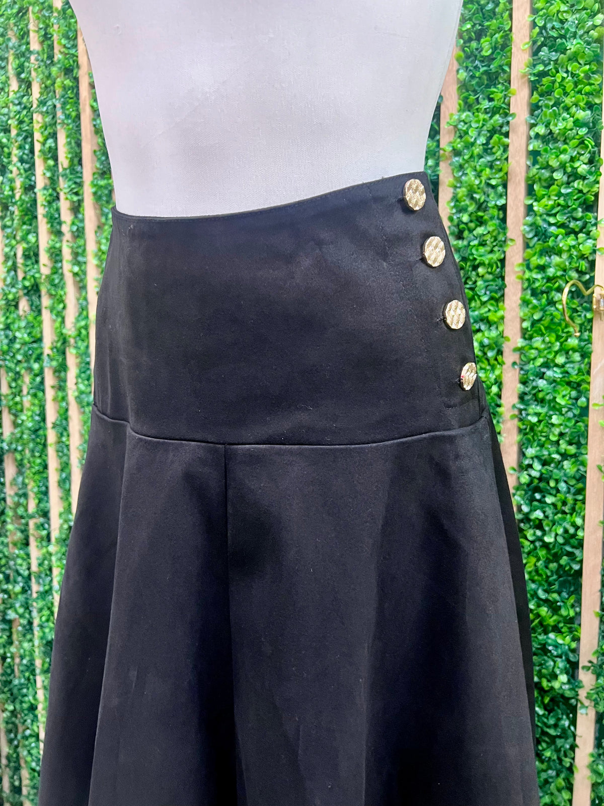 Black Side Button Detail Stretch Twill Hi-low Midi Skirt