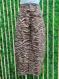 Statement Print Barrel Pants up