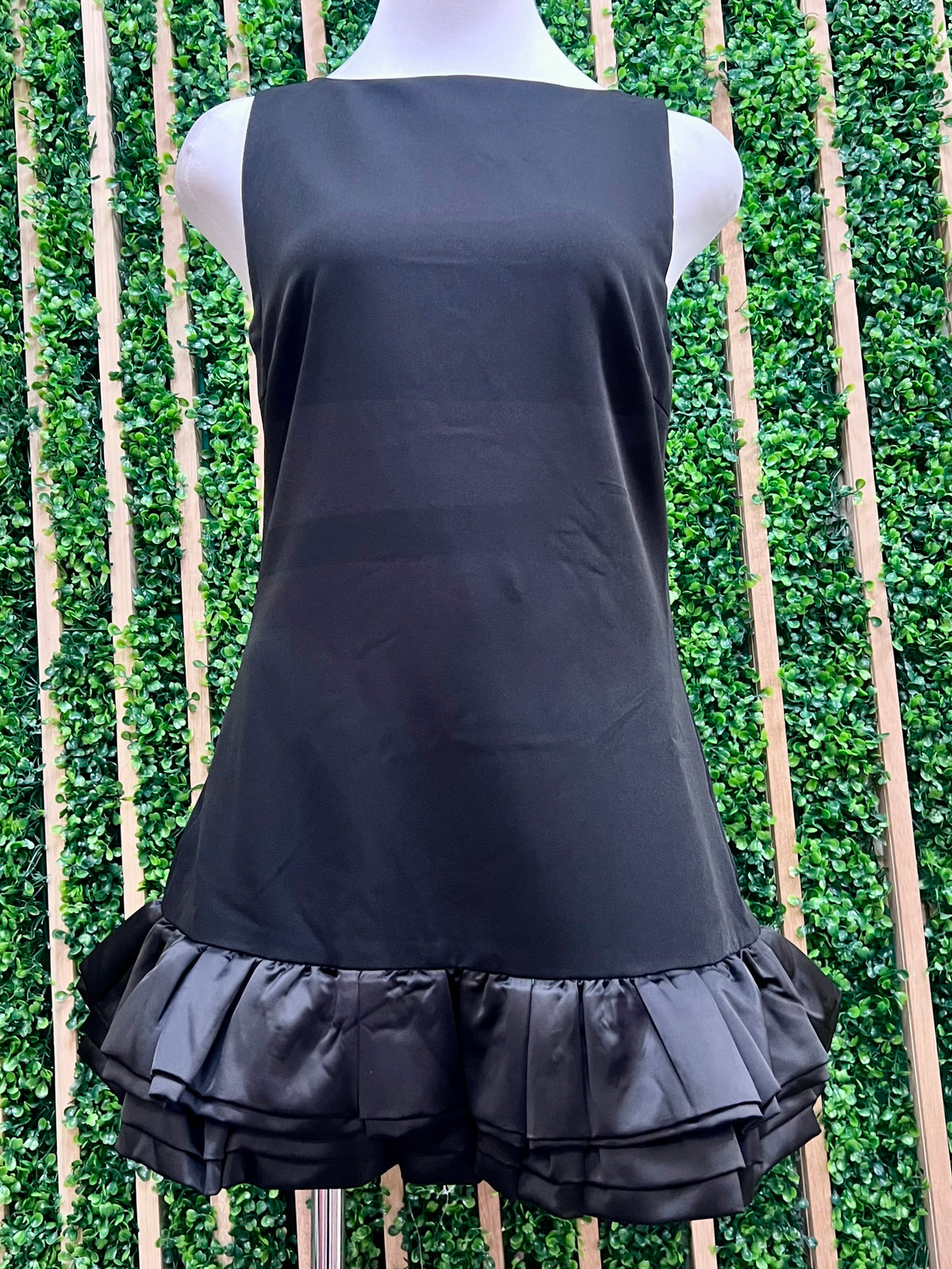 Balloon Hem Contrast Tie Back Romper