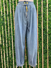 Denim Wide-Leg High-Waisted Zipper Detail Pant
