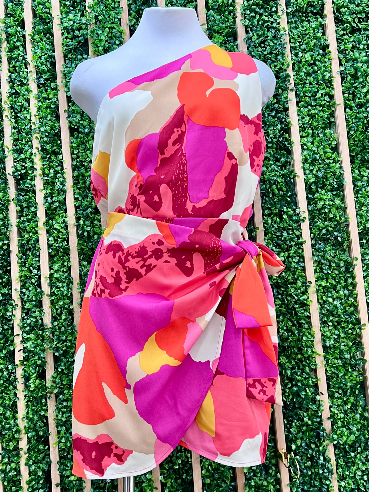Pretty Abstract Print One Shoulder Wrap Short Dress