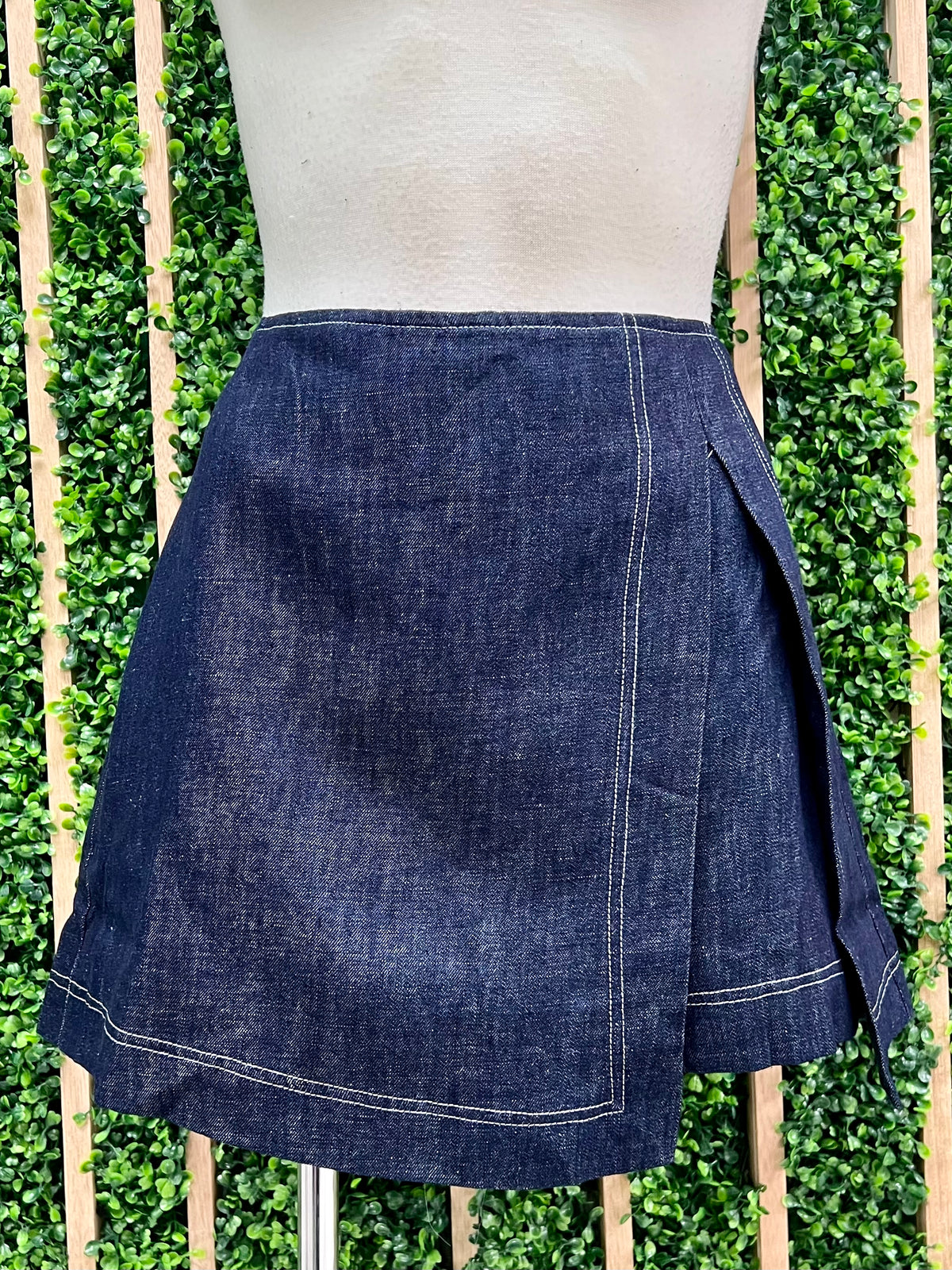 Slit Detail Denim Skort