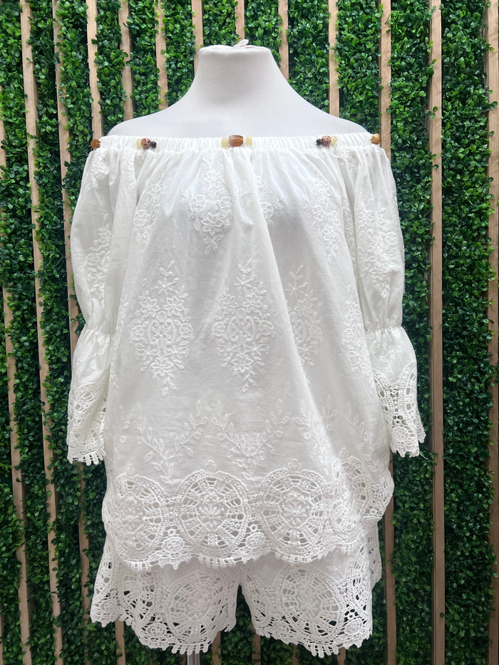 Off White Shell Trim Lace Detail Short Pant