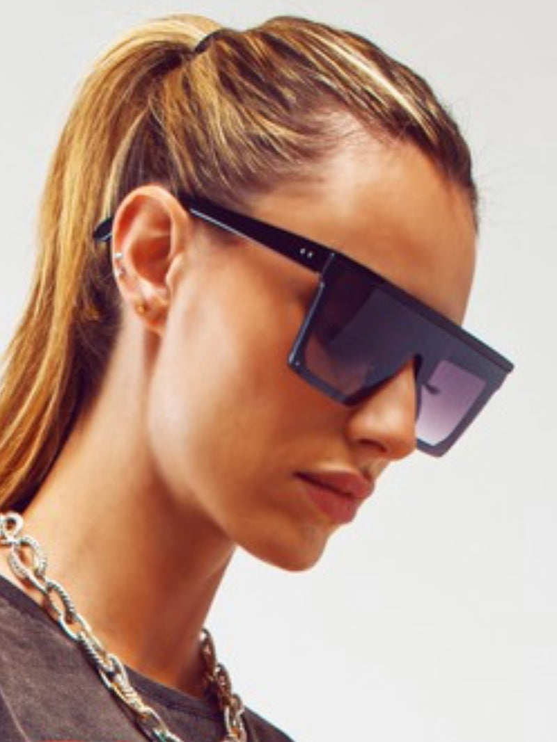Oversized 70s Sunglasses