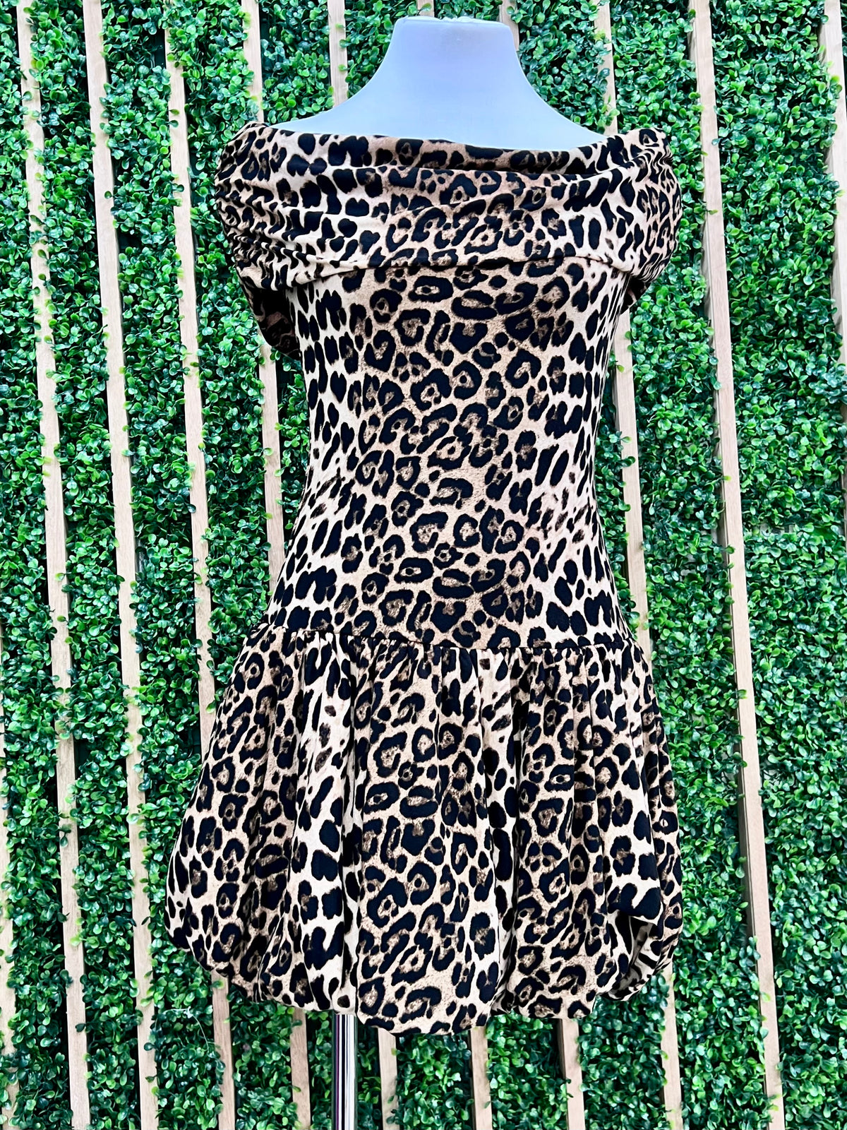 Off Shoulder Leopard Print Short Bubble Dress