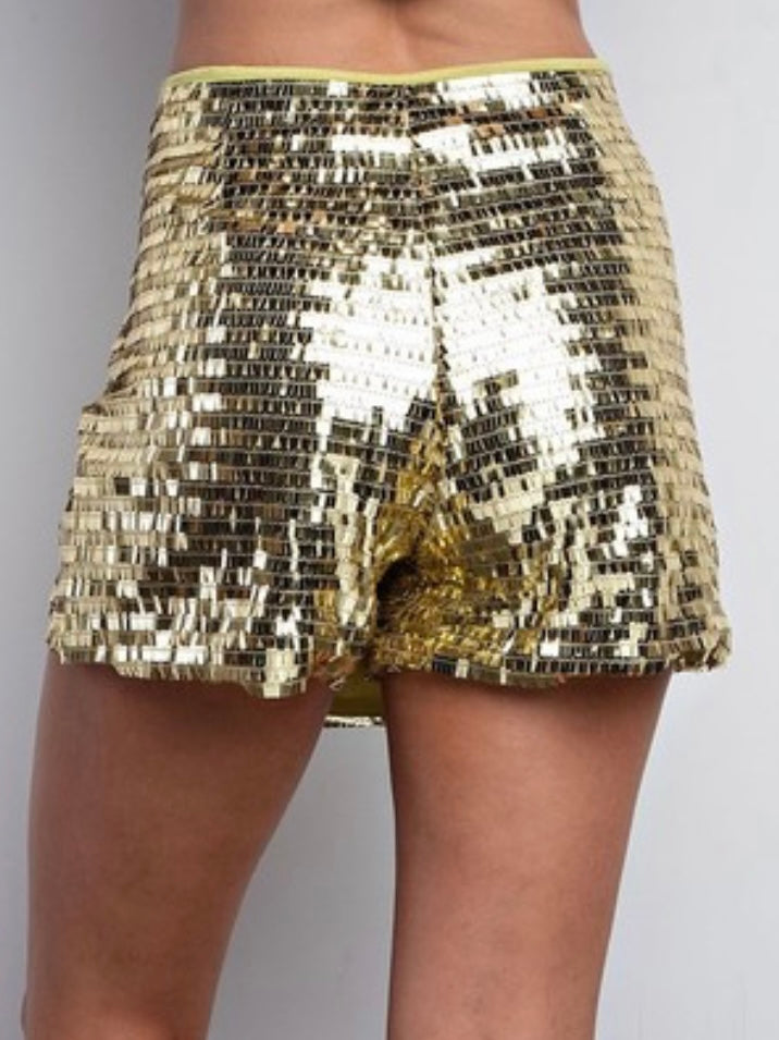 Sequin Scalloped Short Skirt