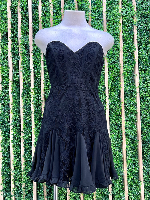 Black Floral Lace Sweetheart Strapless Dress