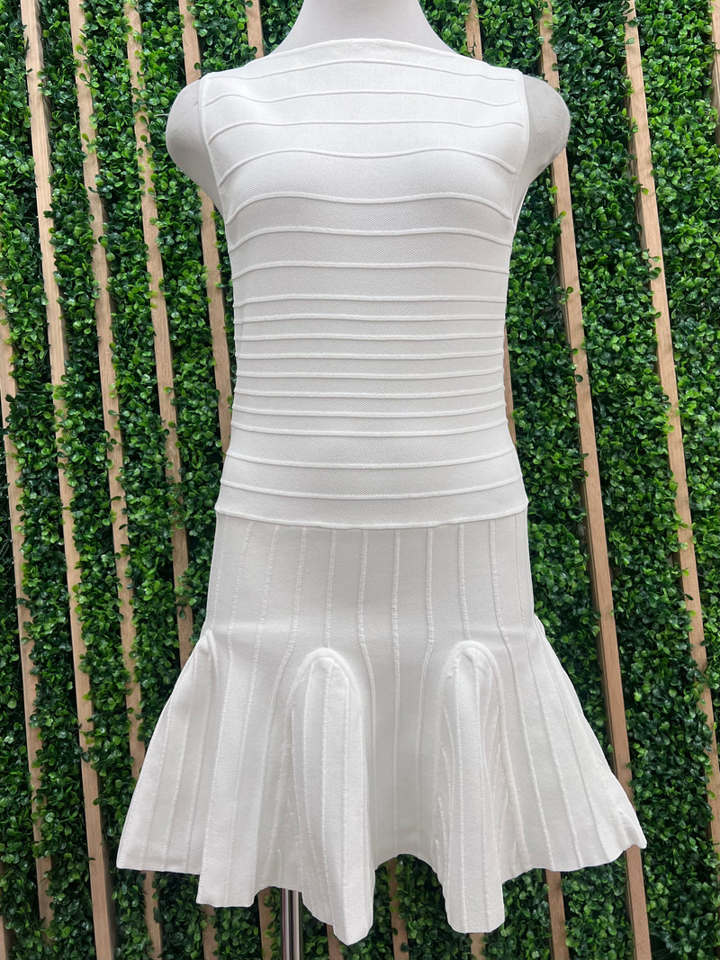 Exquisite White Banded Drop Waist Short Dress