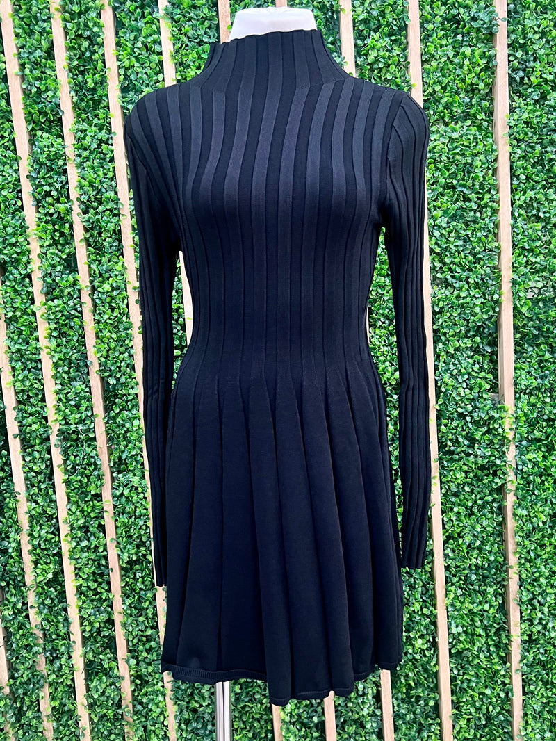 Black High Neck Pleated Short Dress