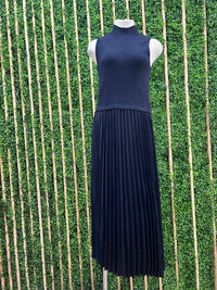 Navy Contrast Pleated Skirt Midi Dress