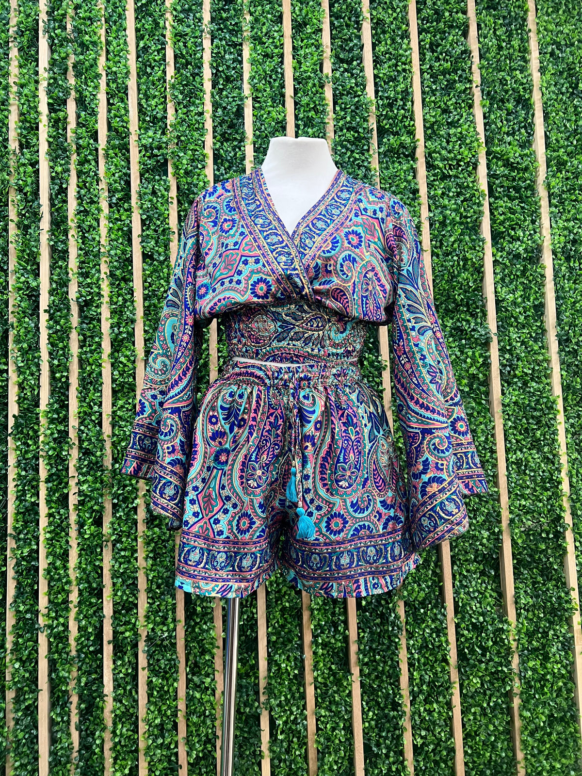 Paisley V Neck Blouse Short Pant Set