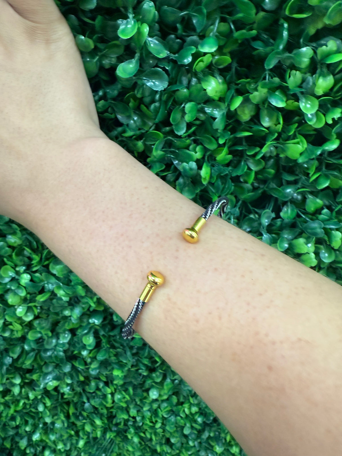 Greece Wire Open Bracelet