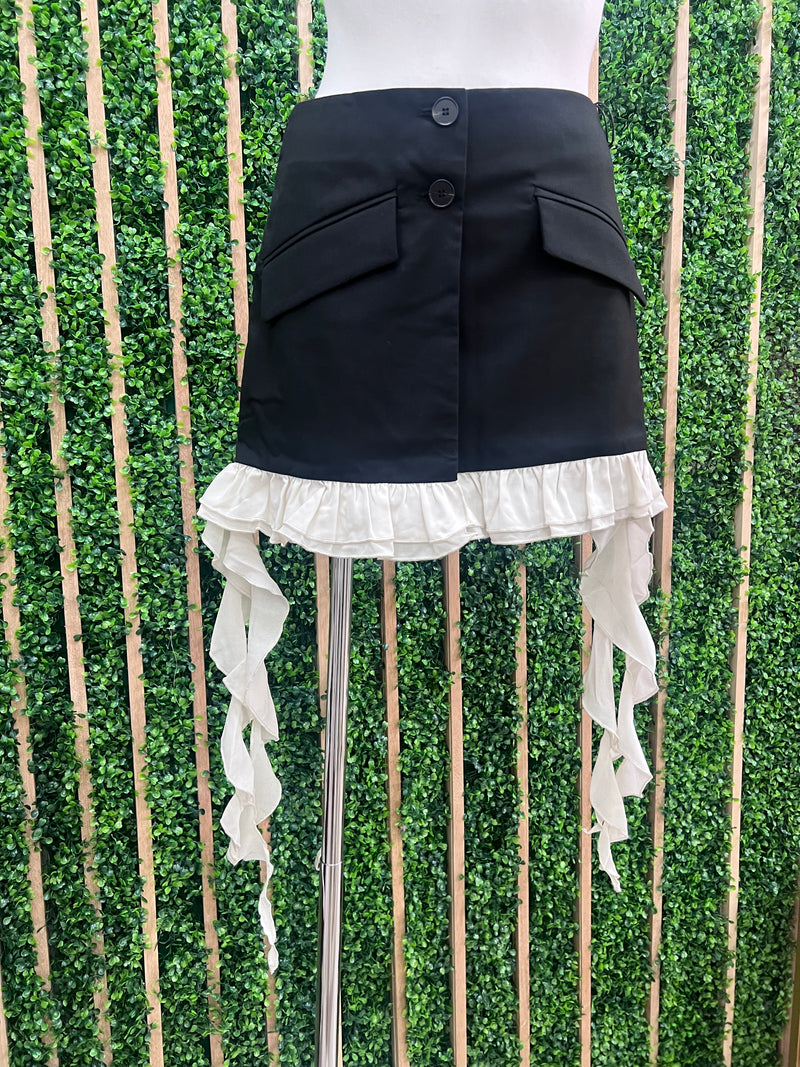 Black Contrast Ruffle Short Skirt