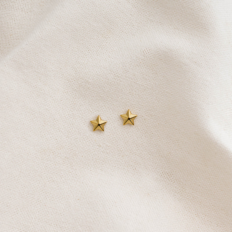 POS - Twinkle Stud Earrings