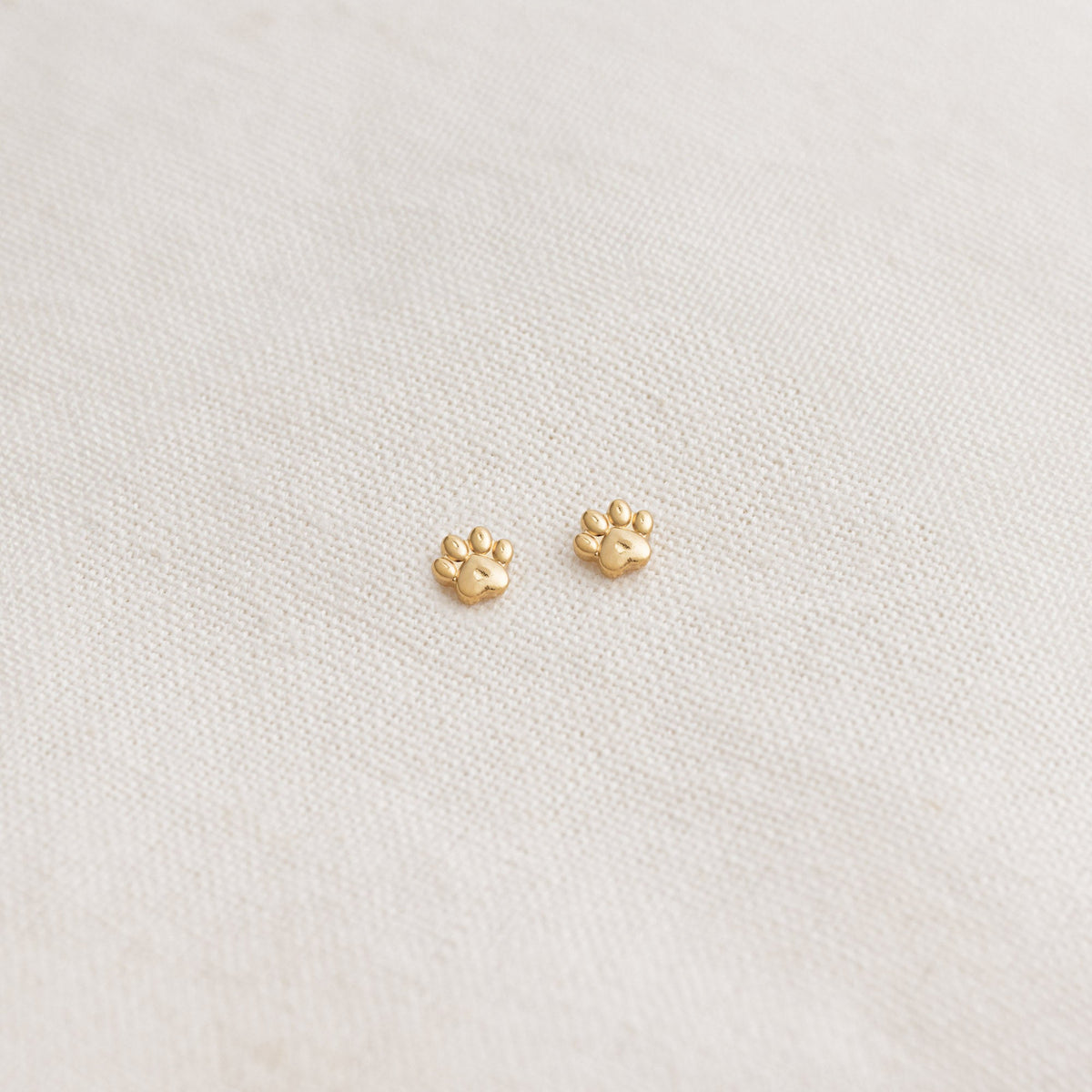 POS - Paw Stud Earrings