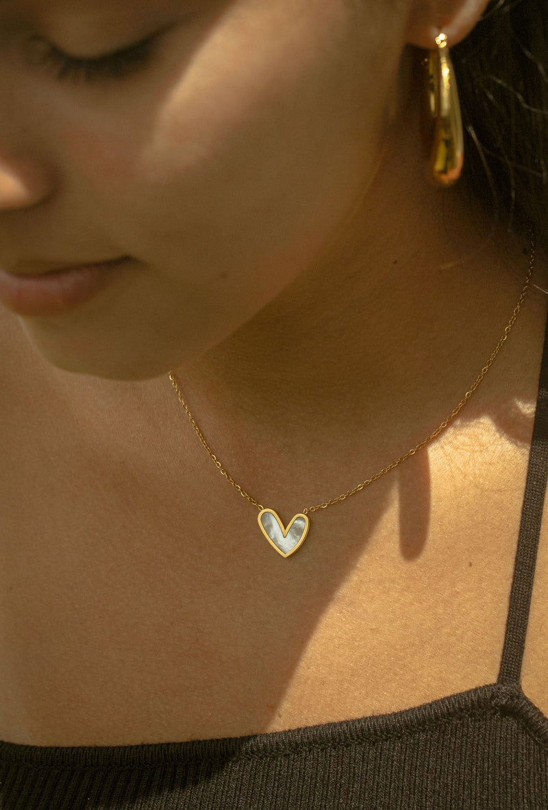 POS - Nacre Heart Necklace