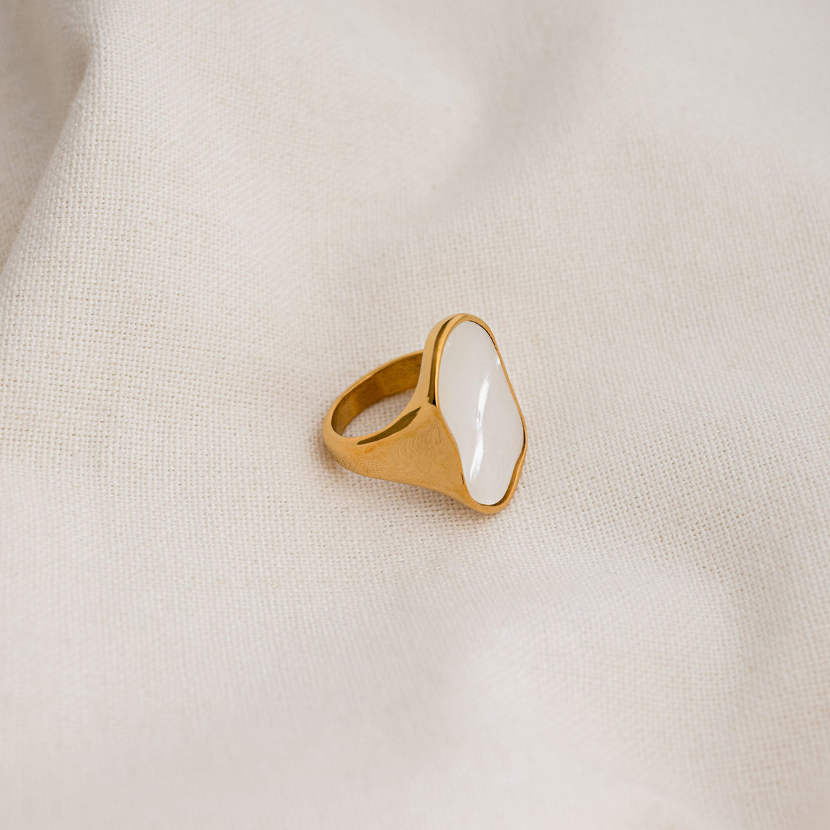 POS - Lyria Ring