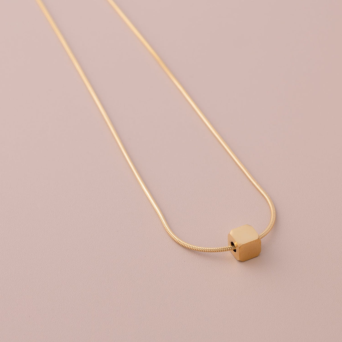 POS - Leda Necklace