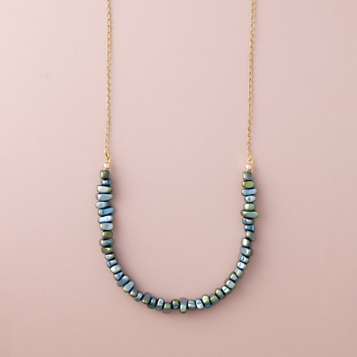 POS - "U" Chips Hematite Medium Necklace