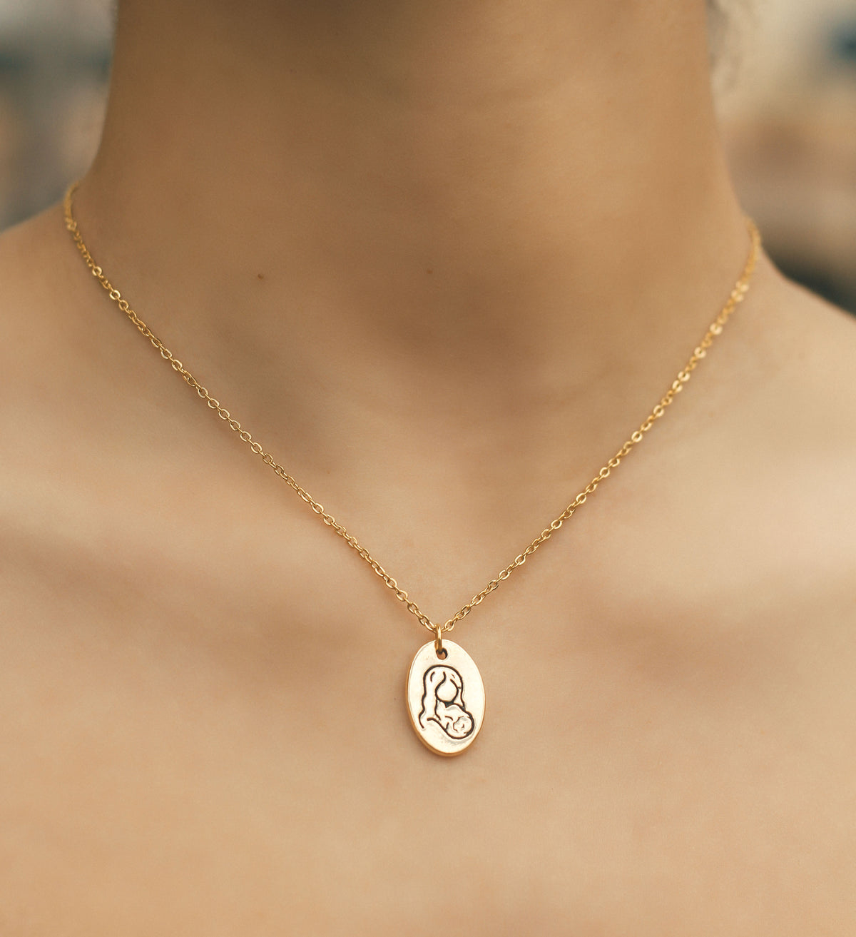 Madre Necklace