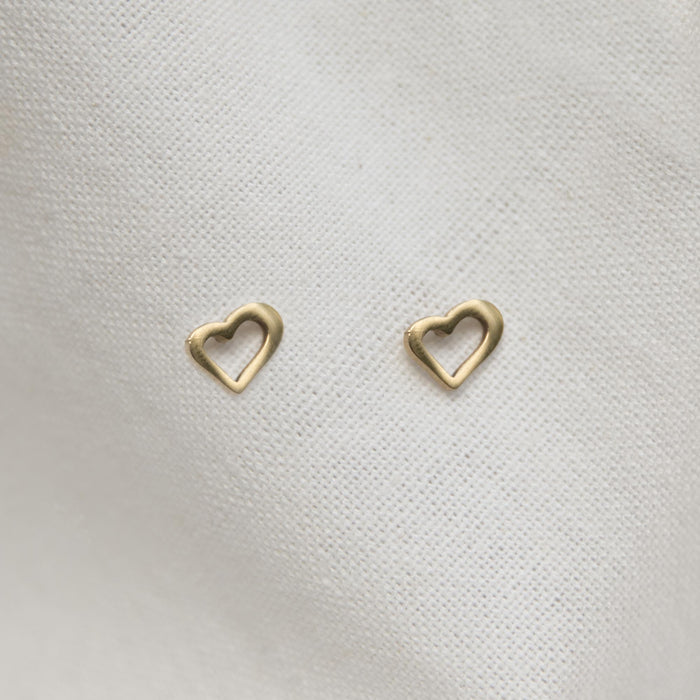Outline Heart Studs