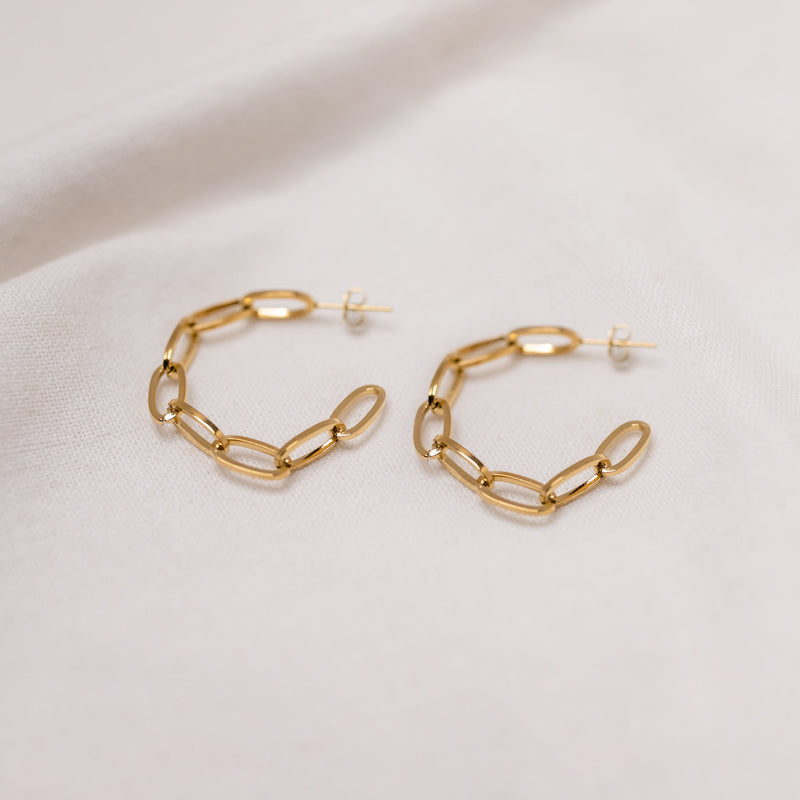 Tessa Hoops