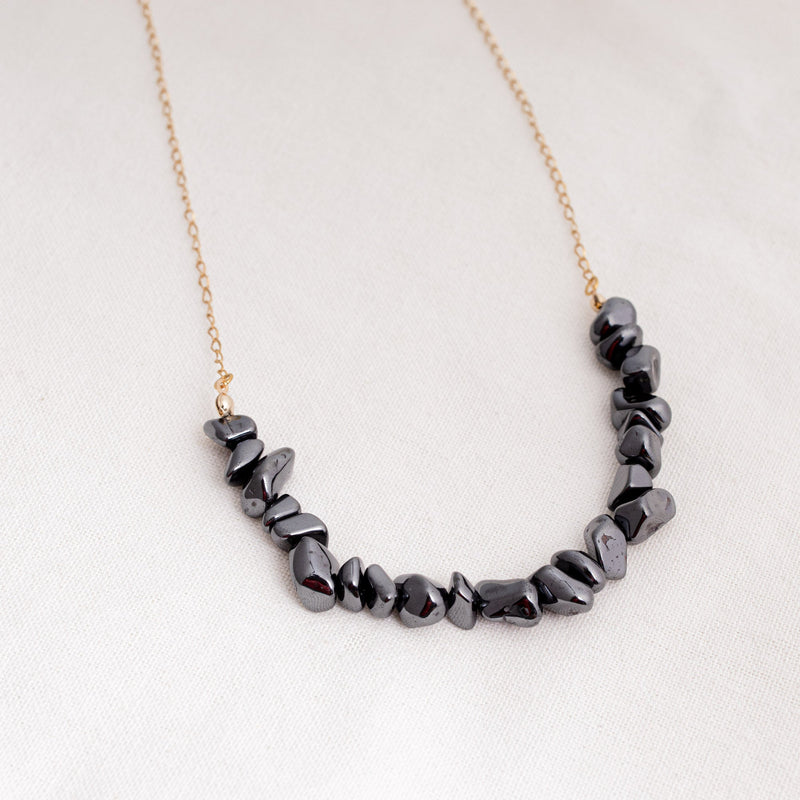 POS - "U" Chips Hematite Medium Necklace