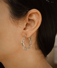 Tessa Hoops