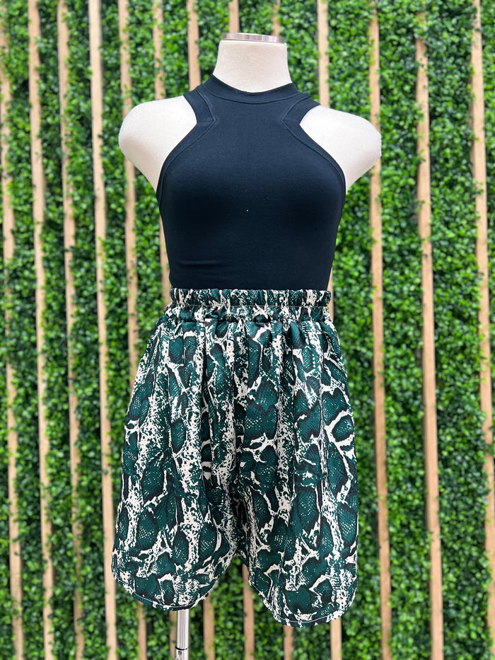 Green Snake Short