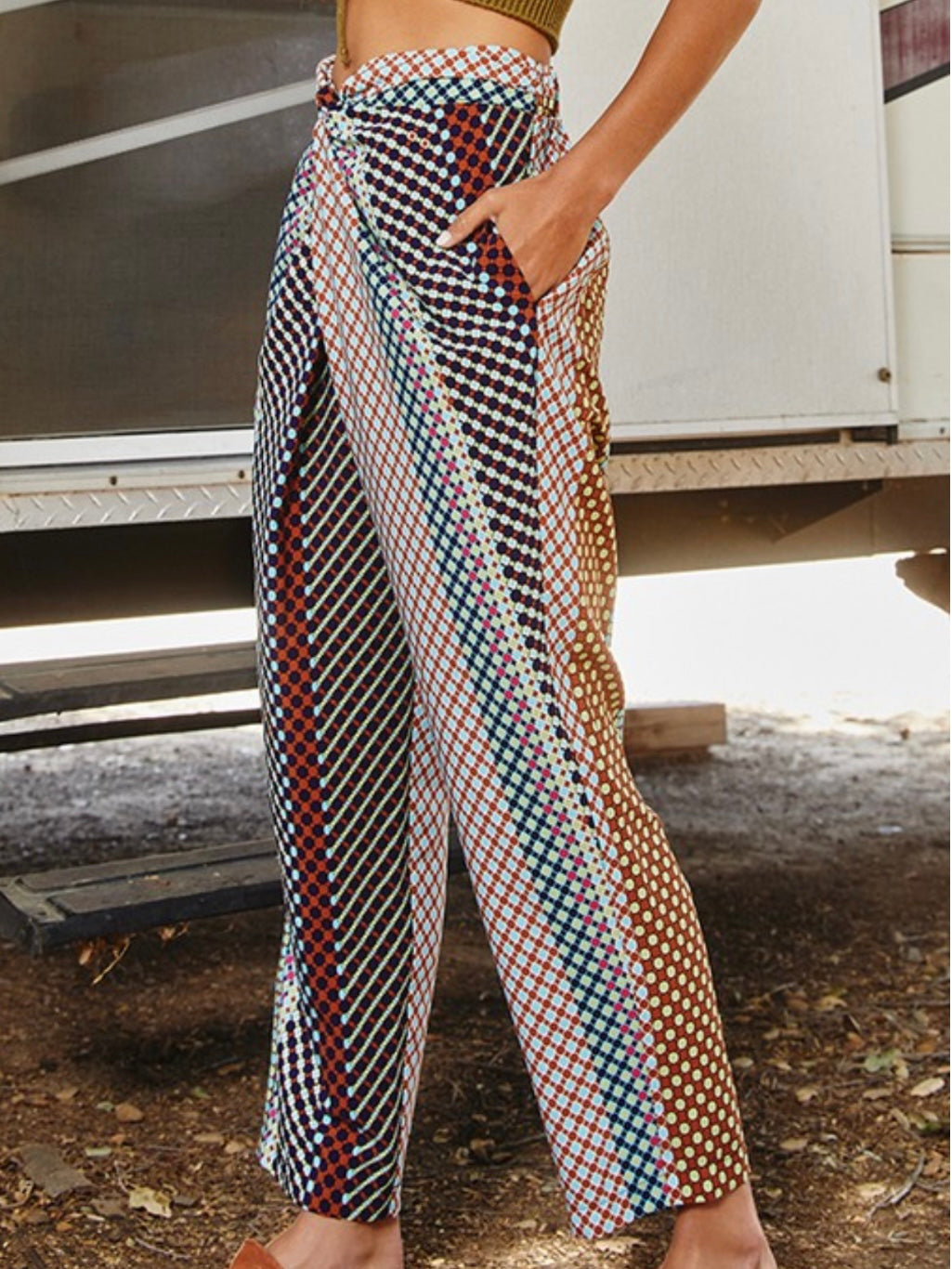 Multi Geo Front Twist pant