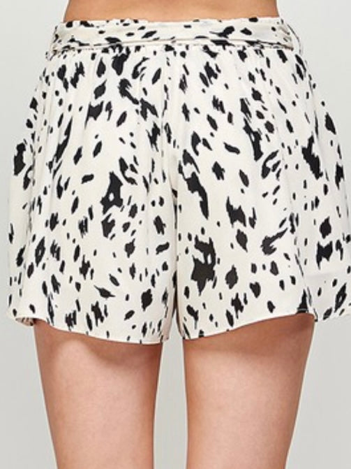 White Black Spots Short Pant