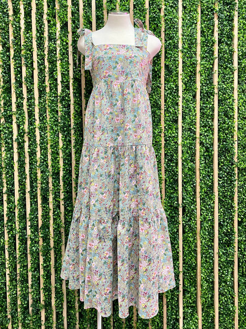 Exquisite Floral Square Neck Maxi Dress