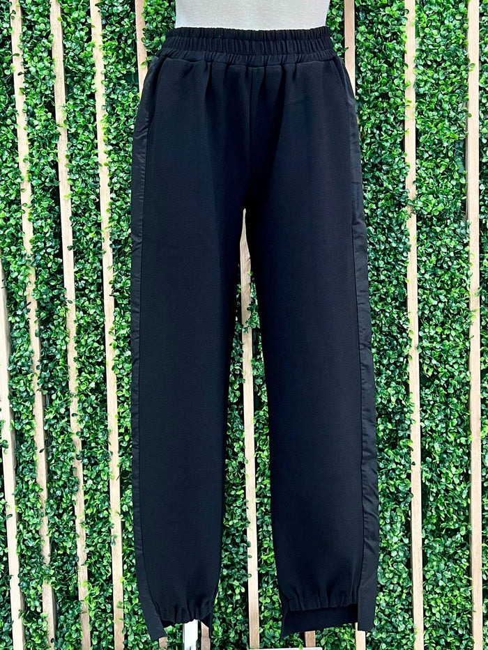 Exquisite Black Trim Pant Set