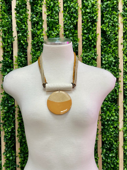 Beige Wood Circle Necklace
