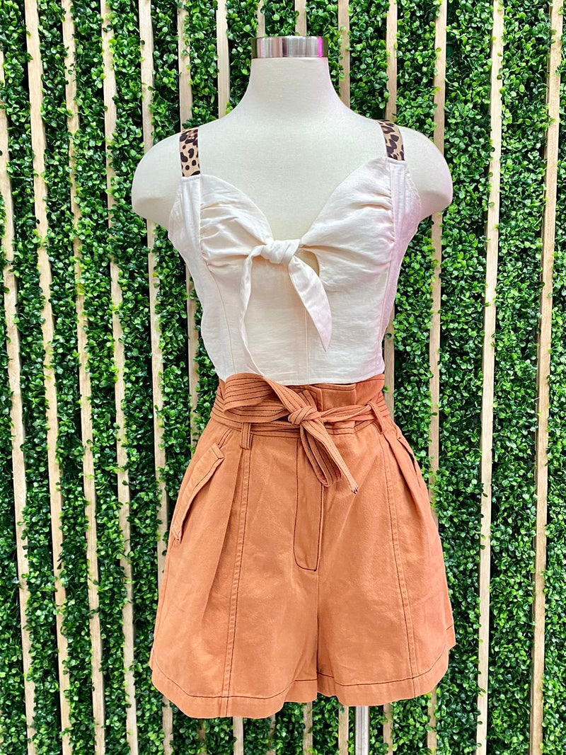Contrast Stitch High Waist Shorts