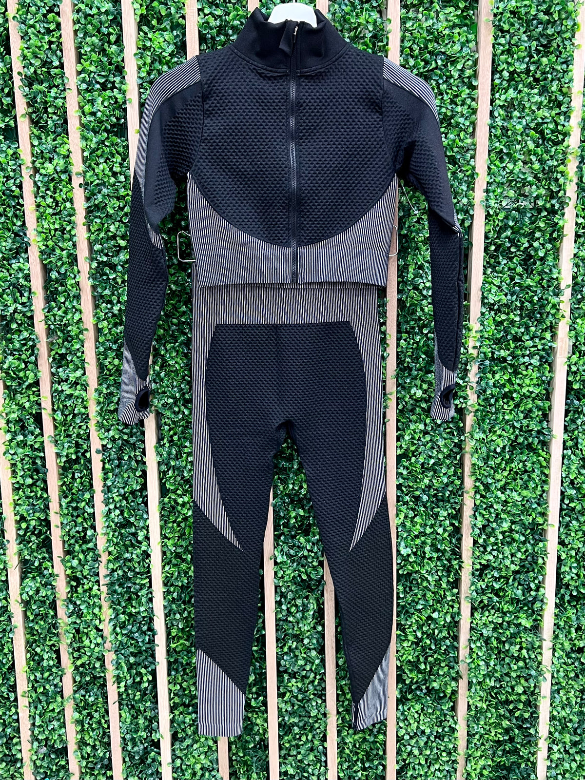 Honeycomb Textured Sport Set