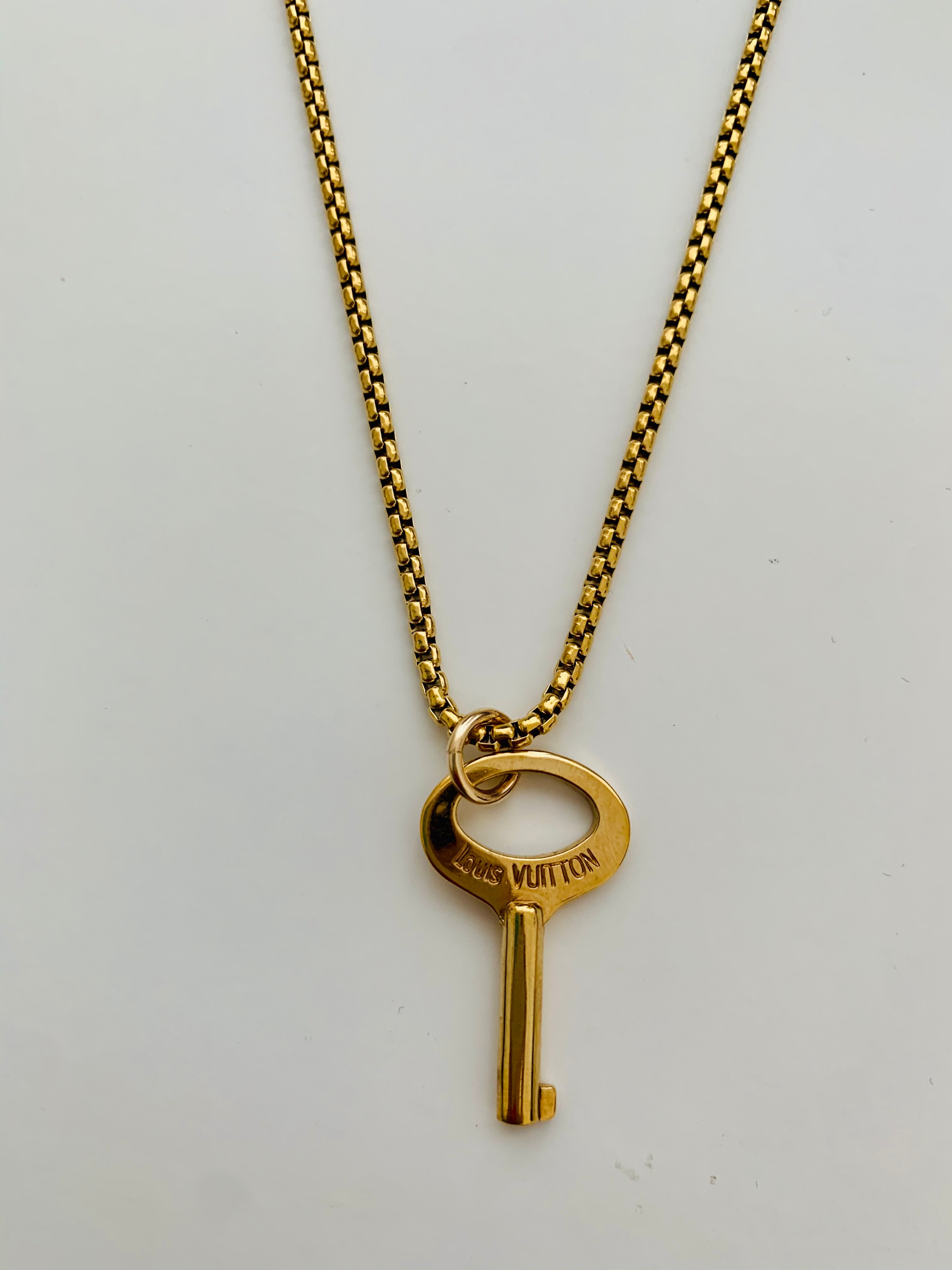 Gold Repurposed Textured Vintage Chain with Authentic LV Lock and Key – A  Girls Gems