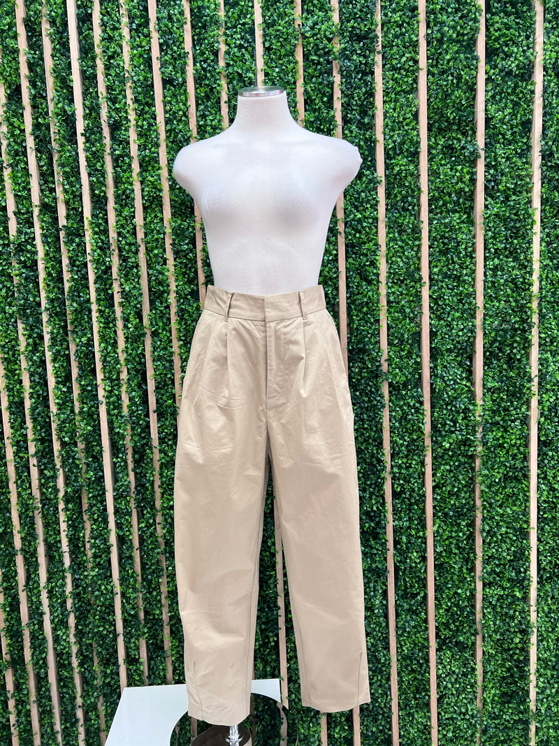 Delicate High Waist Pleated Pant