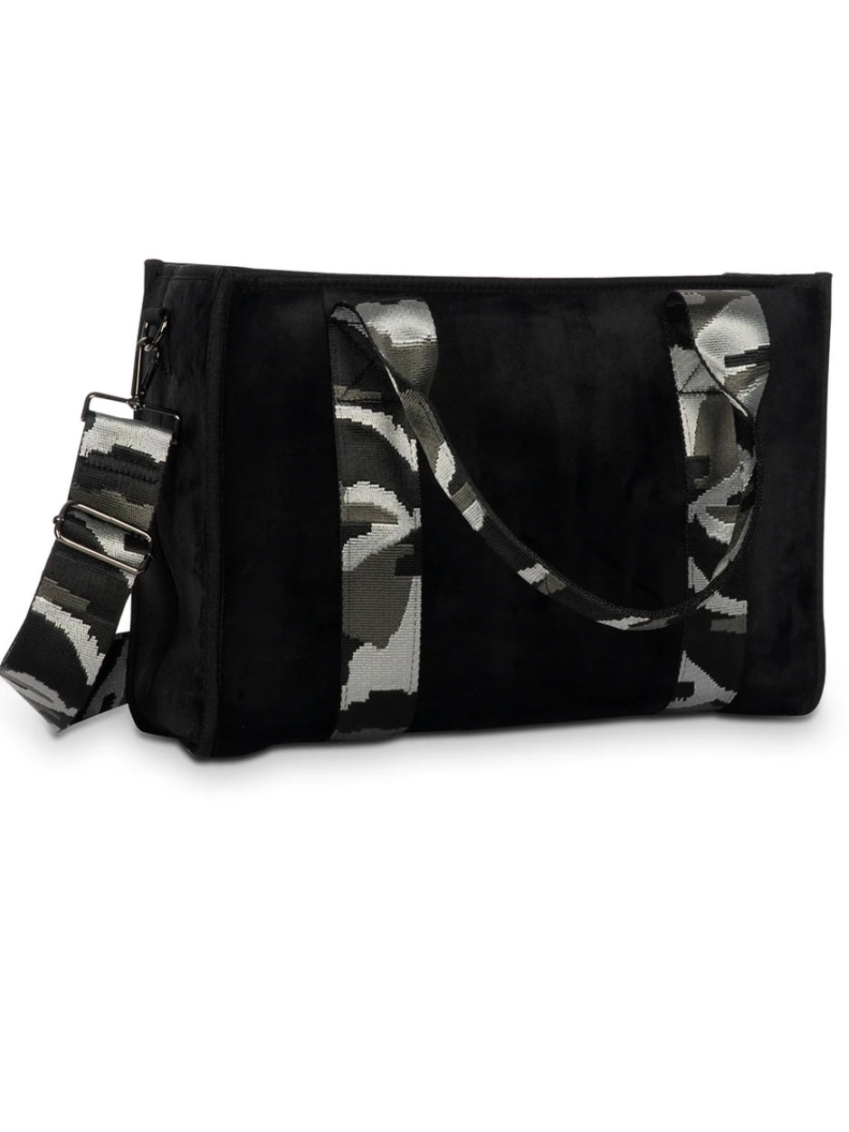 Isla Tote Bag