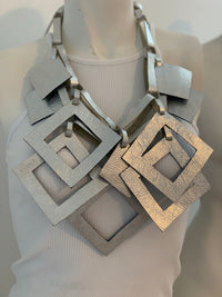 Arlenne Díaz Leather Necklaces