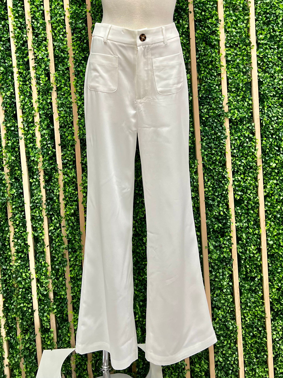 Classic Pocket Detail Wide Leg Trouser